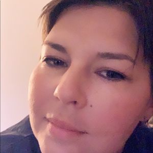 Meet your Posher, Dori